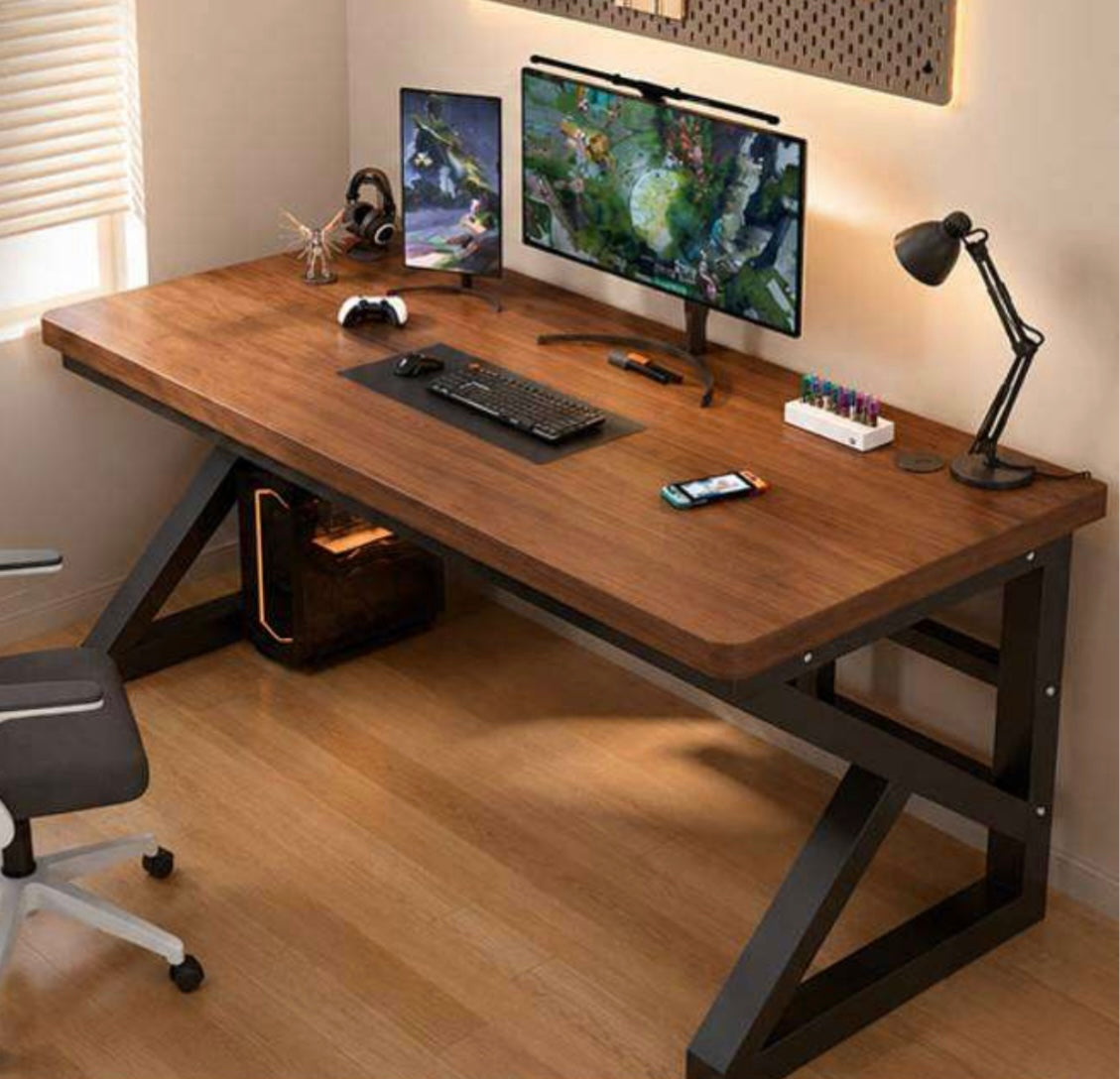 ESCRITORIO DE MADERA MACIZA