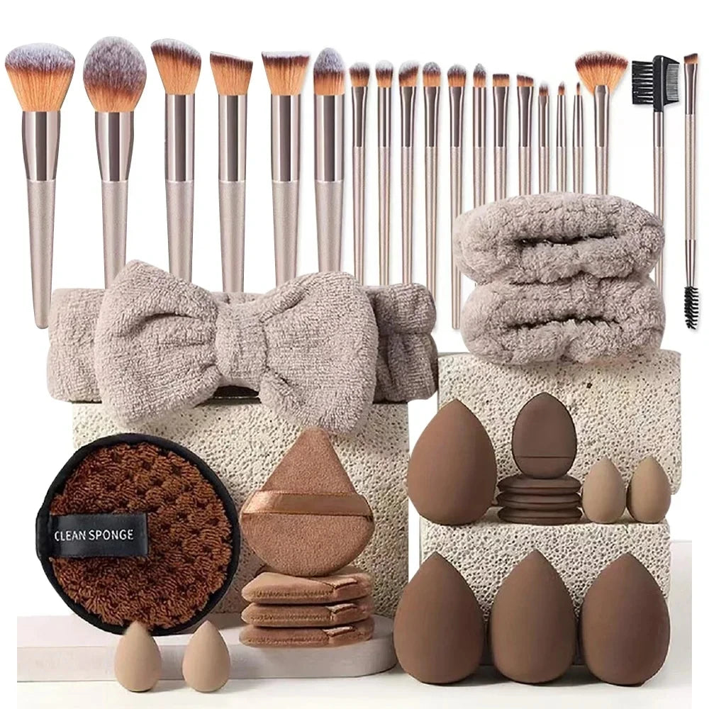 Set Profesional de Maquillaje (20-32 pzs) – Brochas, Esponjas, Diadema y Accesorios